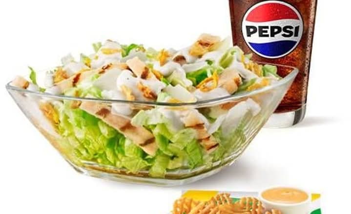 CM Ensalada T. de Pollo Cesar